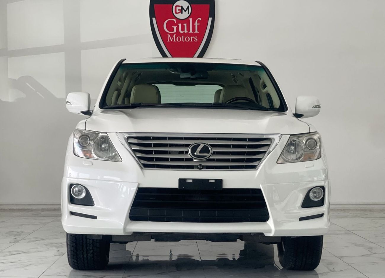 لكزس LX 570 FULLY SERVICED - EXCELLENT CONDITION