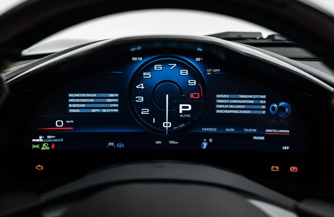 فيراري 12سيلندري ⁠6.5L Naturally Aspirated V12 Engine