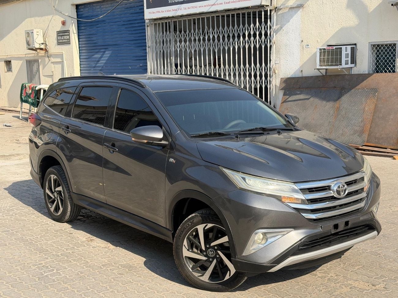 Toyota Rush excellent condition