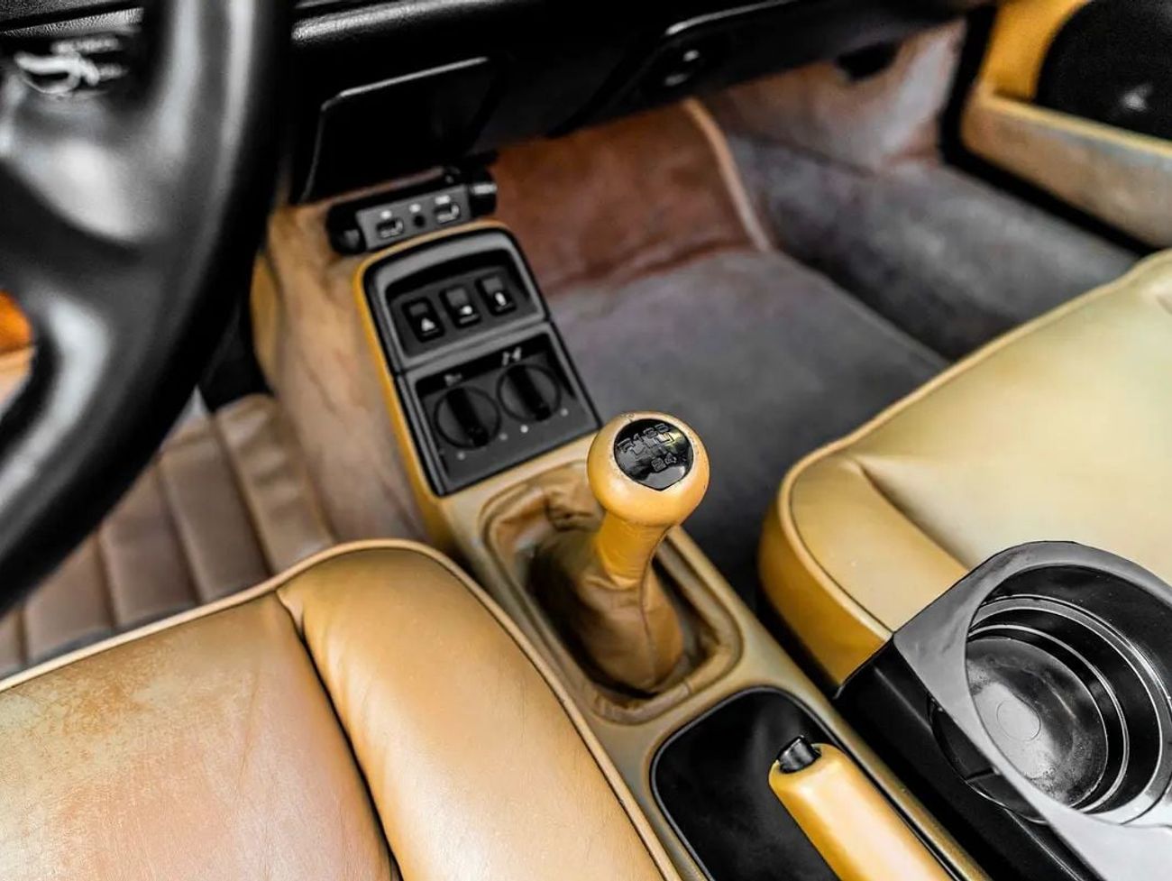 Porsche 911 CARRERA Porsche 911 Carrera 1991