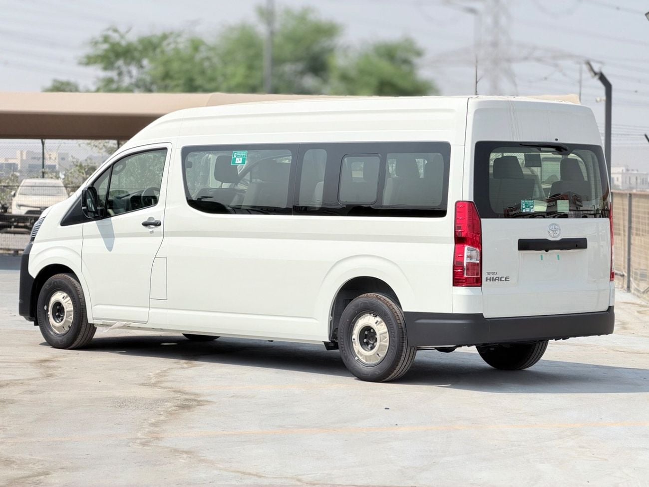 Toyota Hiace GL Toyota Hiace: Fuel type: petrol; Engine capacity: 3.5; Passenger capacity: 11 people