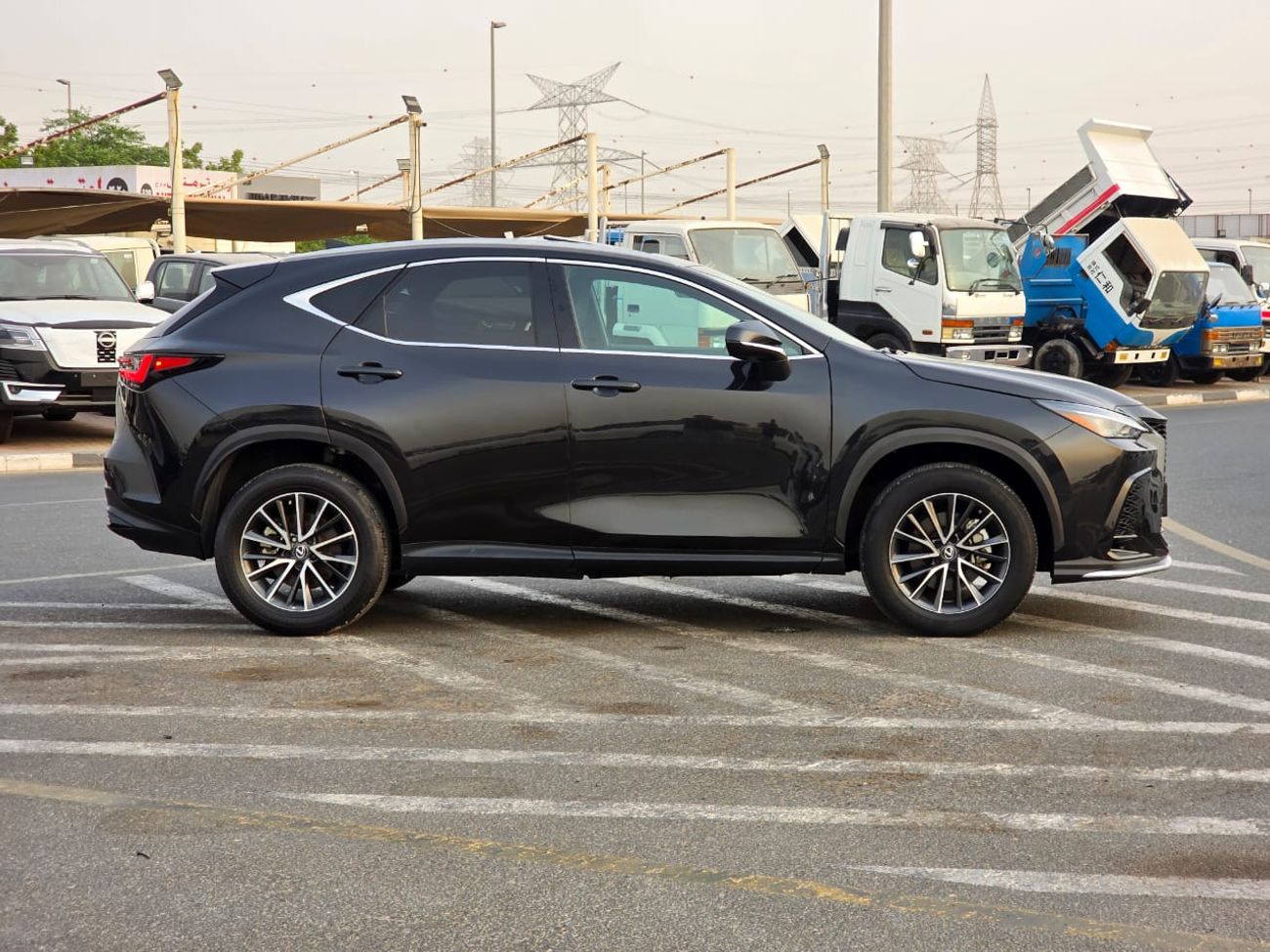 Lexus NX 250 2023 Model NX250 Full option Sunroof , Parking sensore