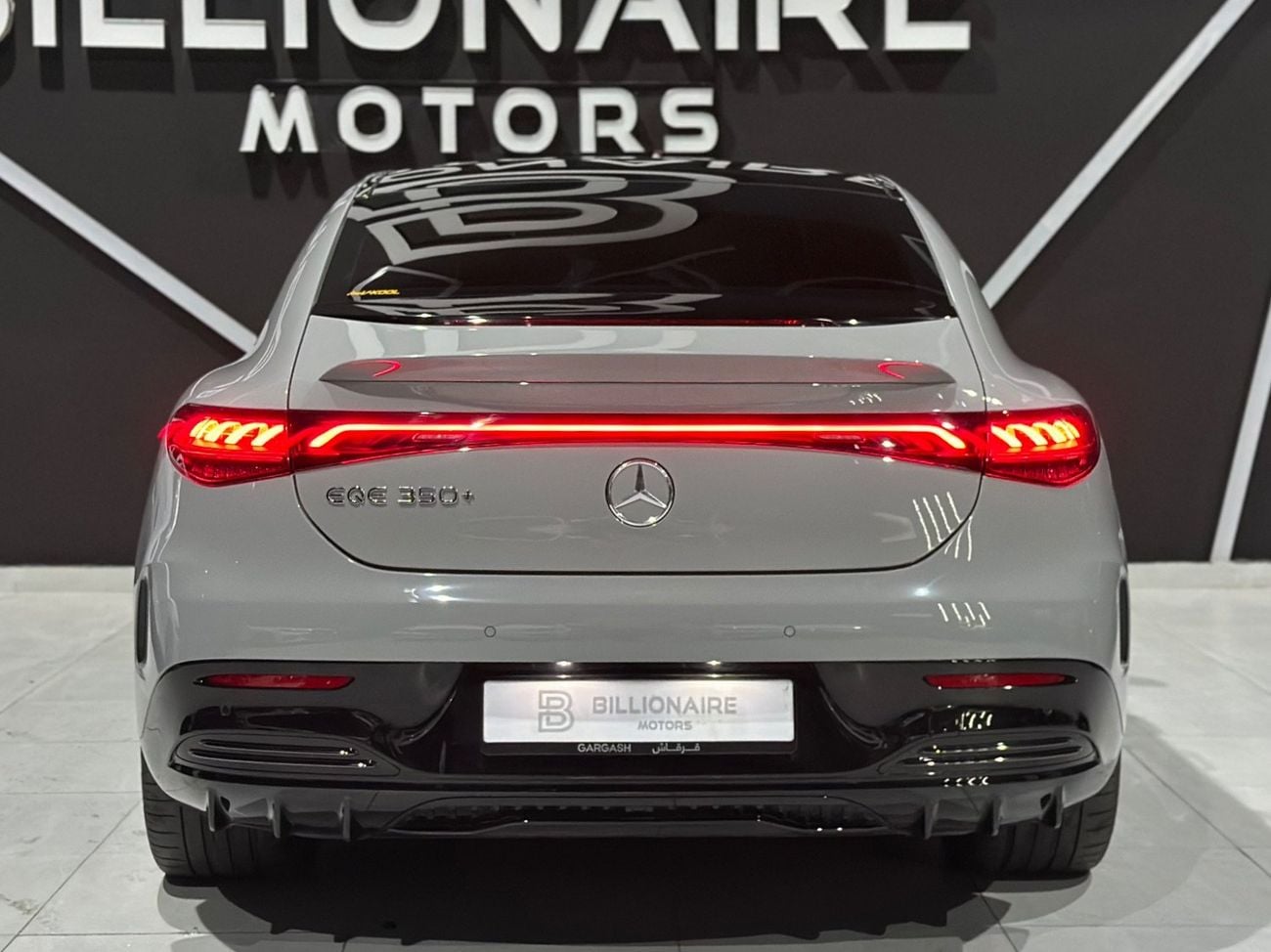 مرسيدس بنز EQE 350+ Premium +