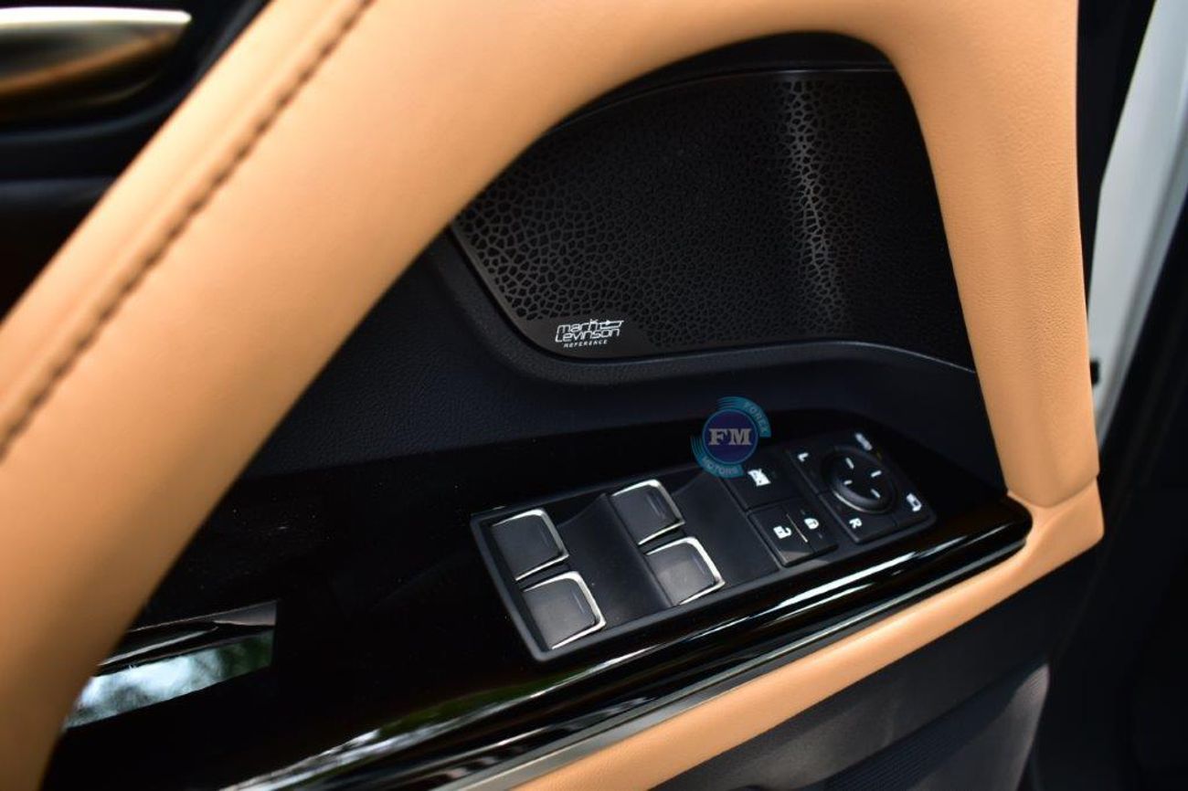 لكزس LX 700h V6 HYBRID 3.5L 7 SEAT AT with AUTO PARK