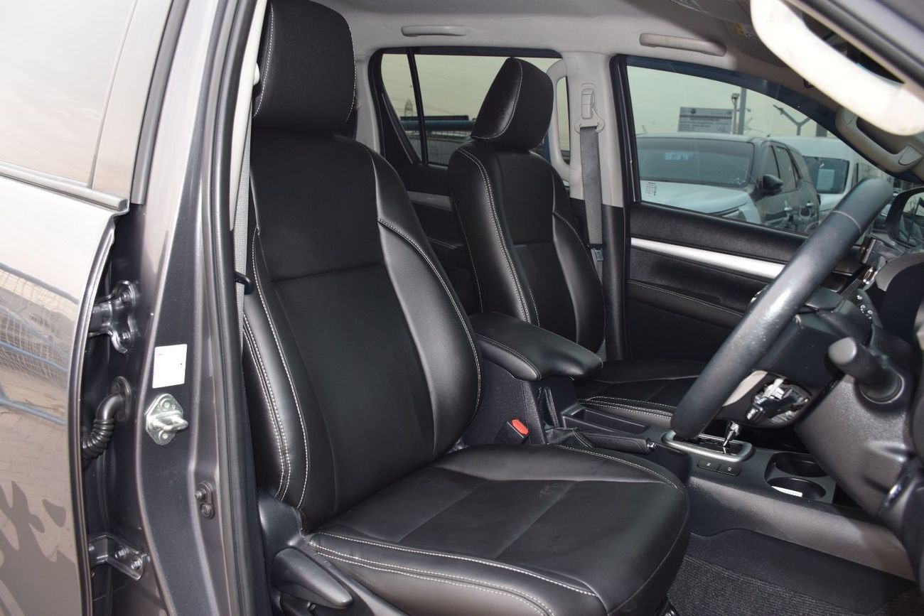 تويوتا هيلوكس DOUBLE CAB | DIESEL 2.8L | 4x4