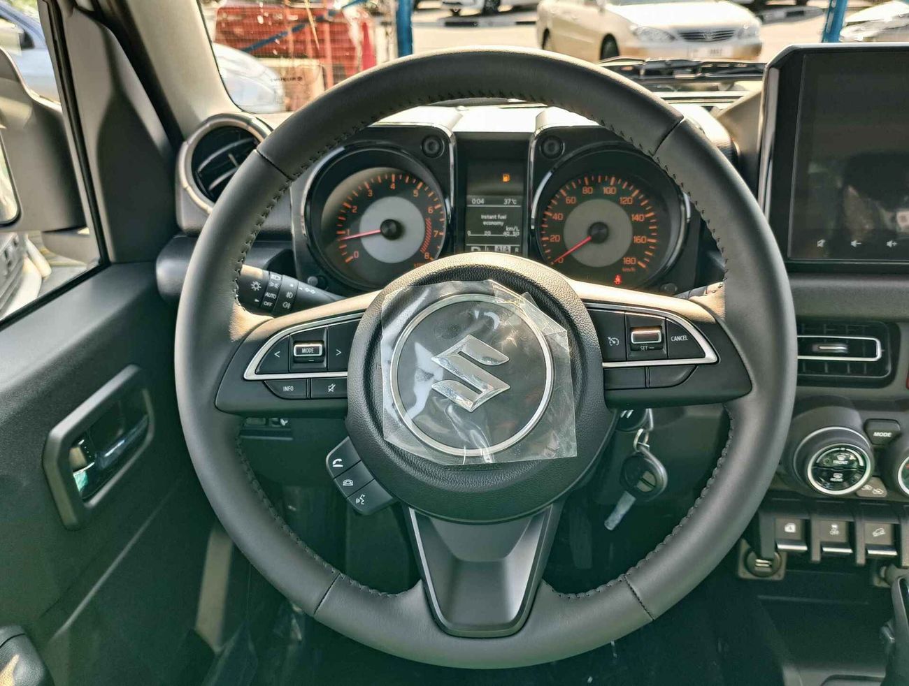 Suzuki Jimny GLX / ALL GRIP OF ROAD / 1.5L V4 / A/T /  9" DISPLAY / 4X4 (CODE # JY15GLX5D)