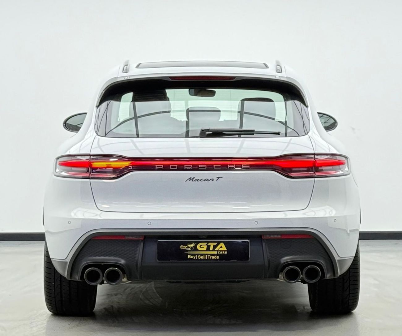 Porsche Macan T 2.0L (260 HP) 2024 Porsche Macan T, 2026 Porsche Warranty, Full Porsche Service History, Very Low