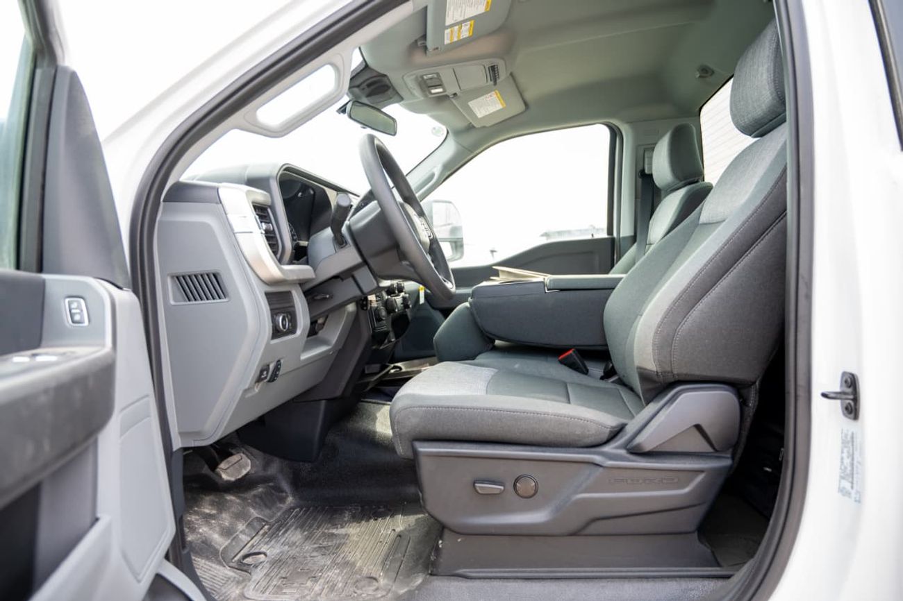 فورد F 550 Super duty XLT | 6.7L Power Stroke V8 Turbo Diesel | 4x4 | Automatic