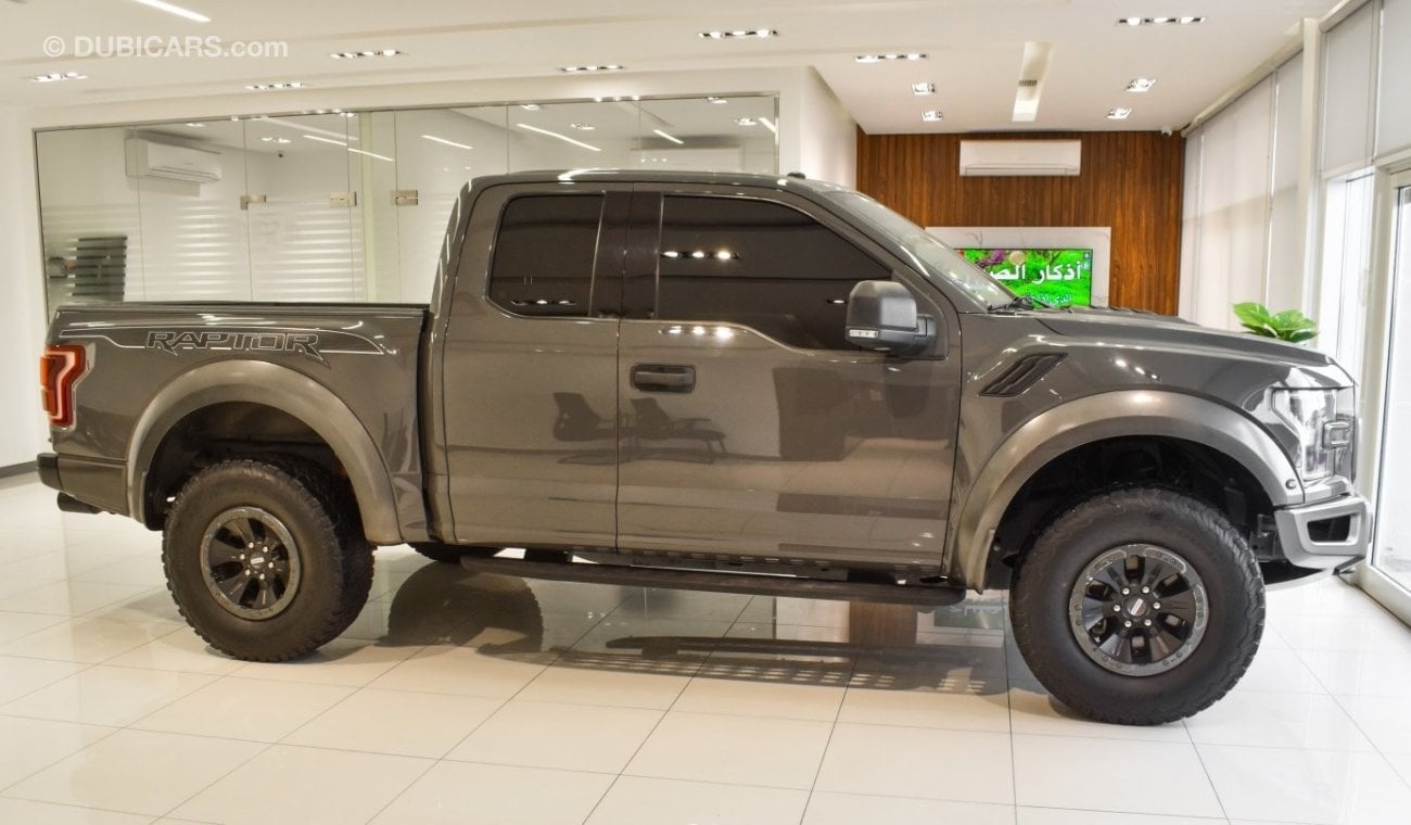 Ford F-150 RAPTOR