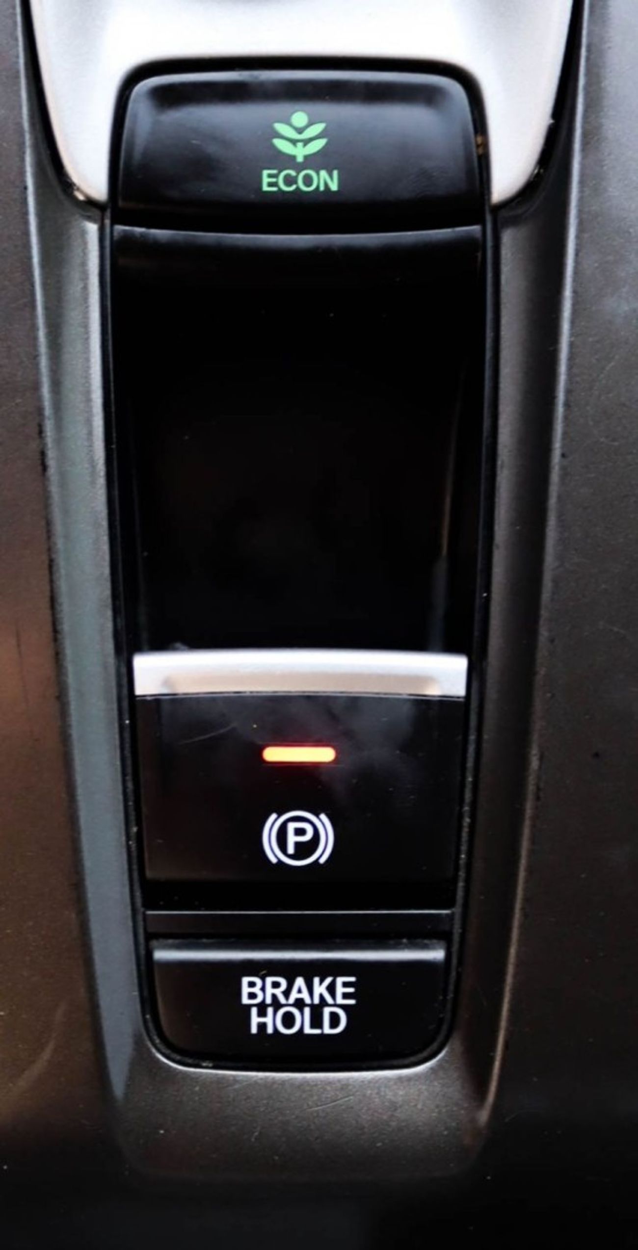 Honda Accord EX 1.5L Honda Accord 1.5L 2018 GCC accident-free in excellent condition  1046 pm