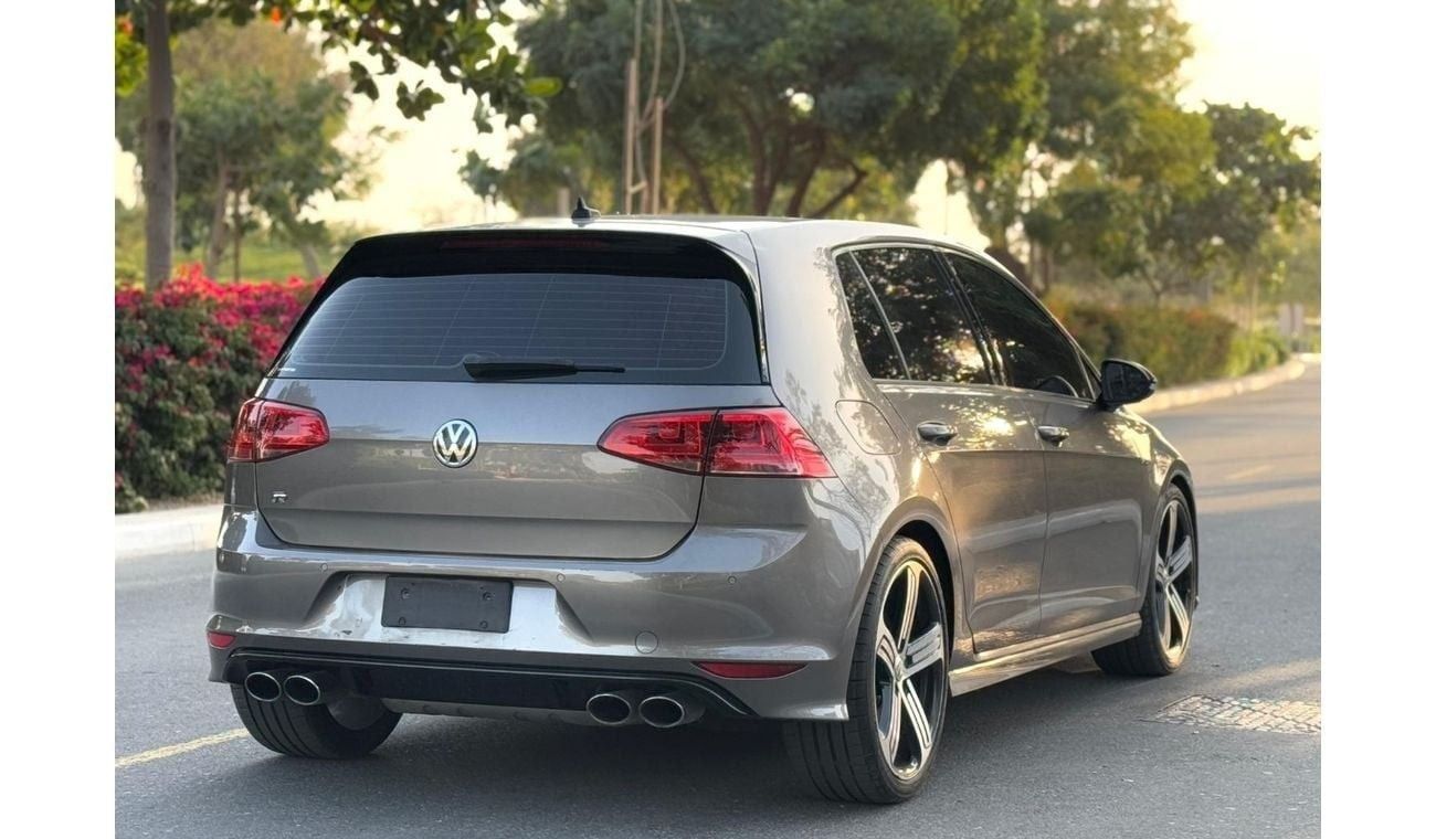 فولكس واجن جولف ار