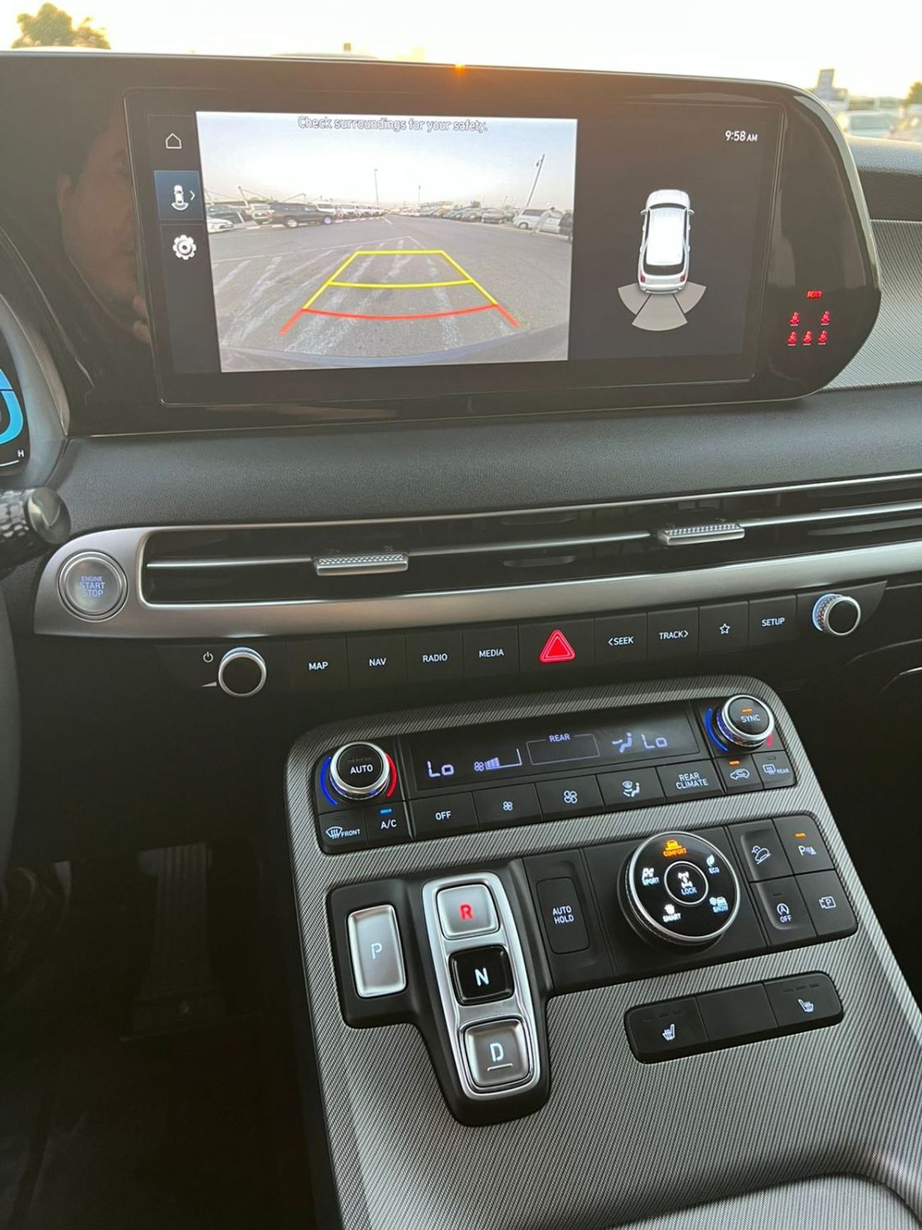 Hyundai Palisade 2024 Hyundai Palisade Sel - 3.8L V6 - Auto Trunk - Leather & Electric Seats - Key Engine Start Optio