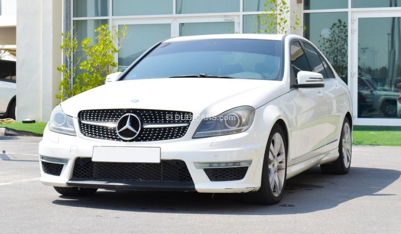 Mercedes-Benz C 300 4 Matic