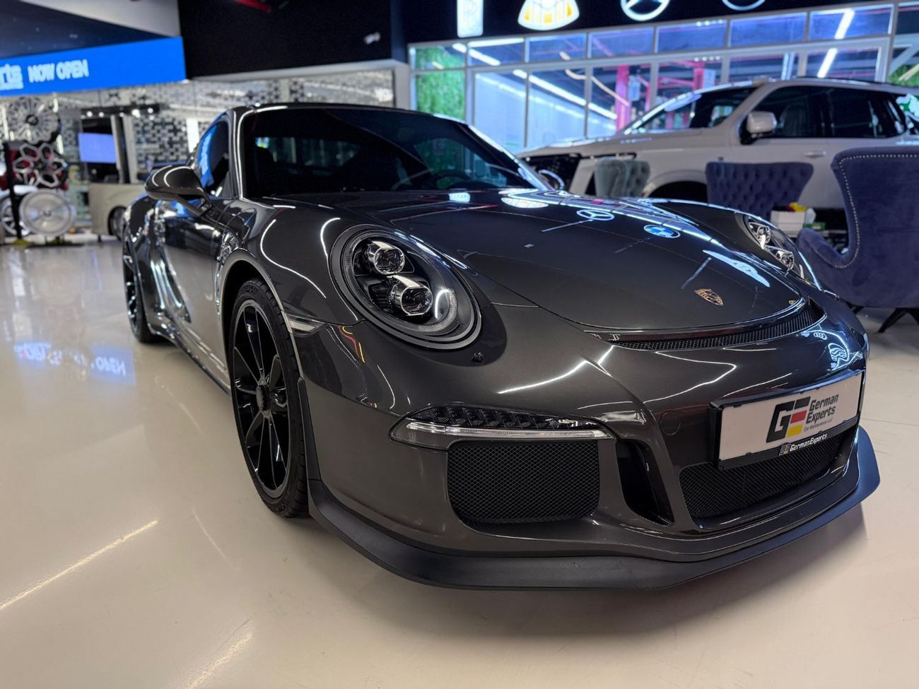 Porsche 911 GT3 3.8L (492 HP) 2015 PORSCHE 911 GT3 - GCC - WARRANTY From Dealership till 2027 - Full Service His