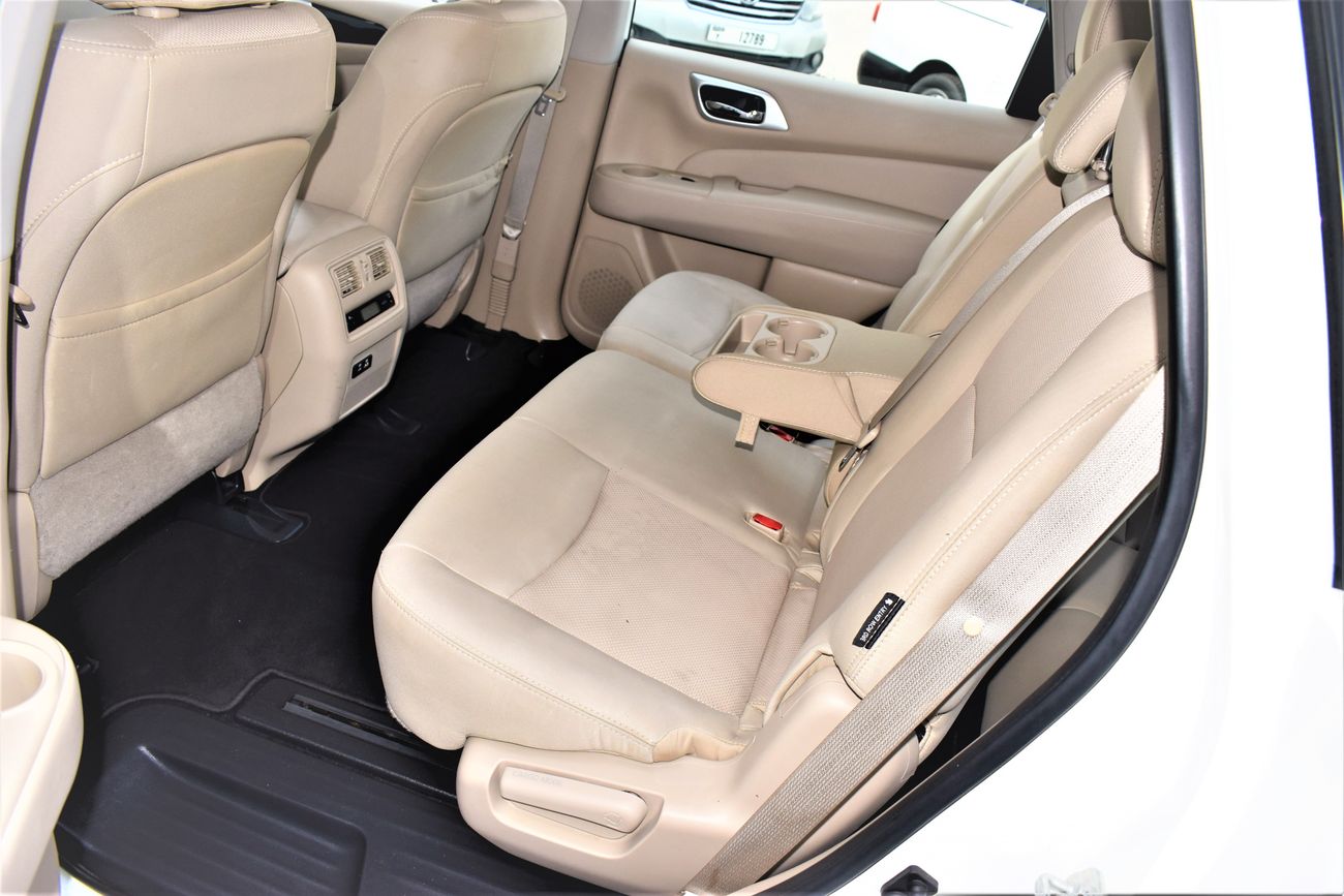 Used Nissan Pathfinder AED 1359 PM | 3.5L LE V6 4WD GCC DEALER WARRANTY ...
