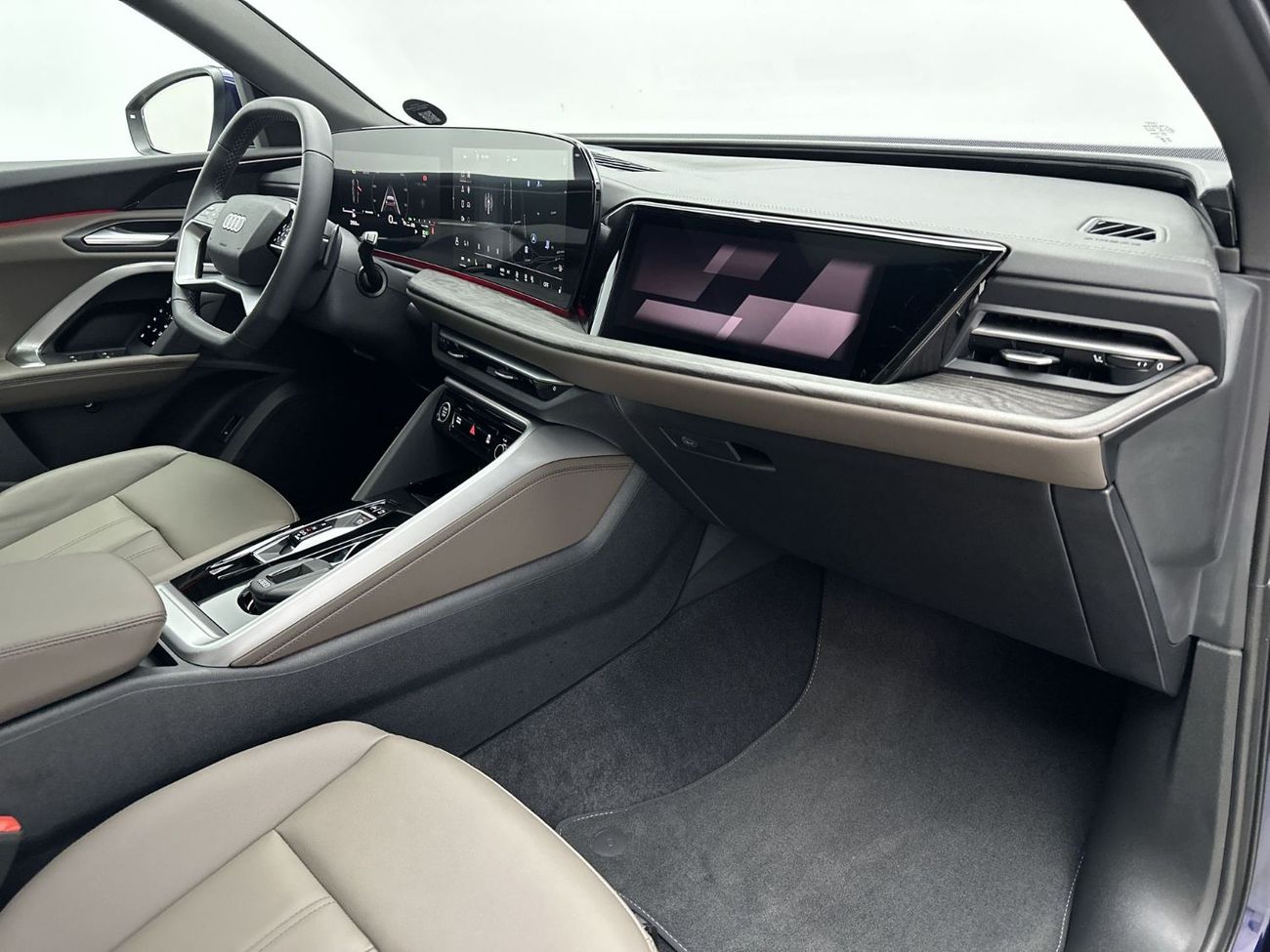 Audi Q5 45 TFSI Quattro 2.0L Q5 Sportback TFSI quattro 204hp (Ref# 58628) - EXCLUSIVE OFFER