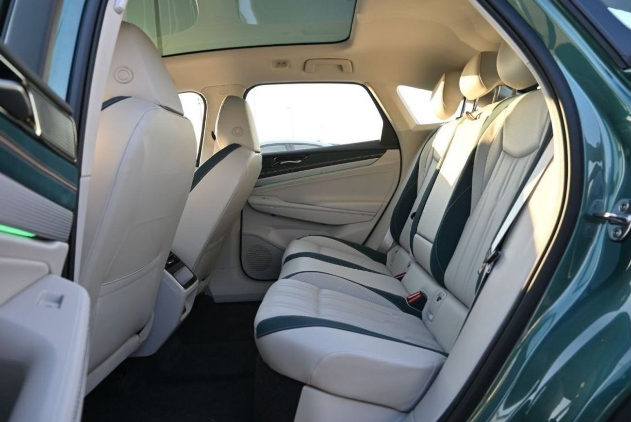 فولكس واجن ID.7 Volkswagen ID 7 Pro Vizzion Radar, 360 Camera, AR Heads-Up Display, Adaptive Cruise Control, Lane As