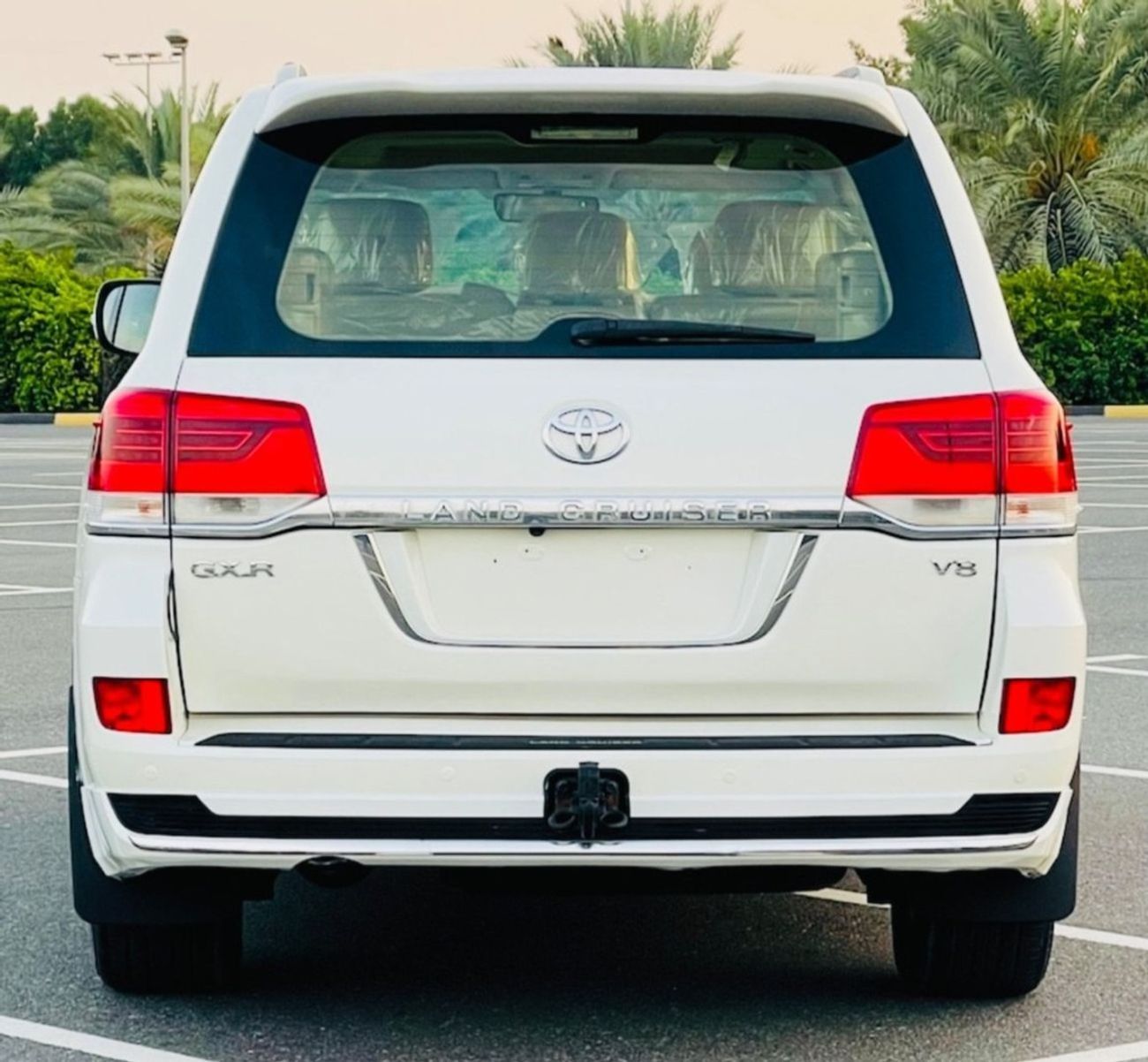 تويوتا لاند كروزر Toyota Land Cruiser 2017 LHD v8 full options