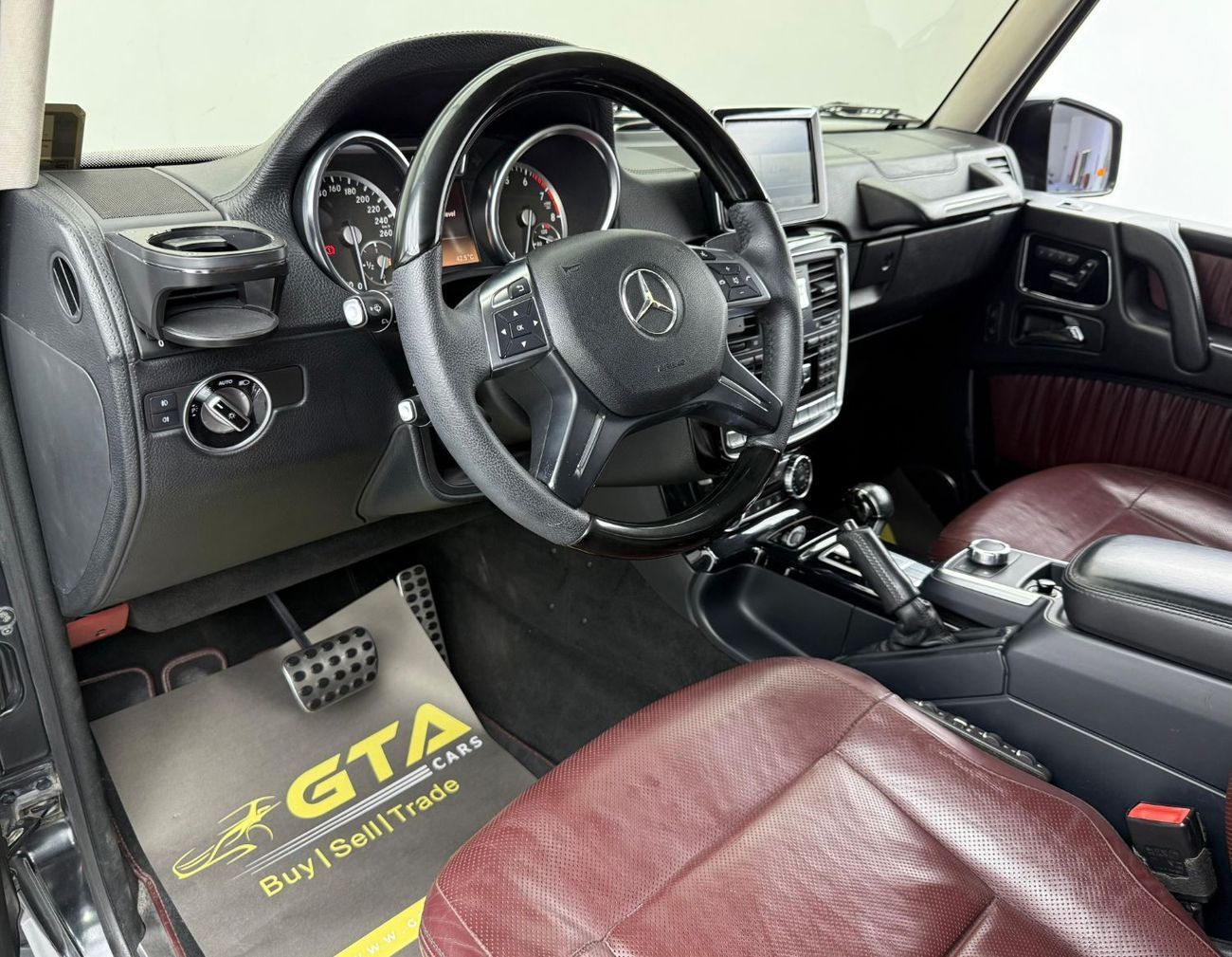 مرسيدس بنز G 500 Std 5.5L 2015 Mercedes Benz G500, Full Service History, Fully Loaded, Excellent Condition