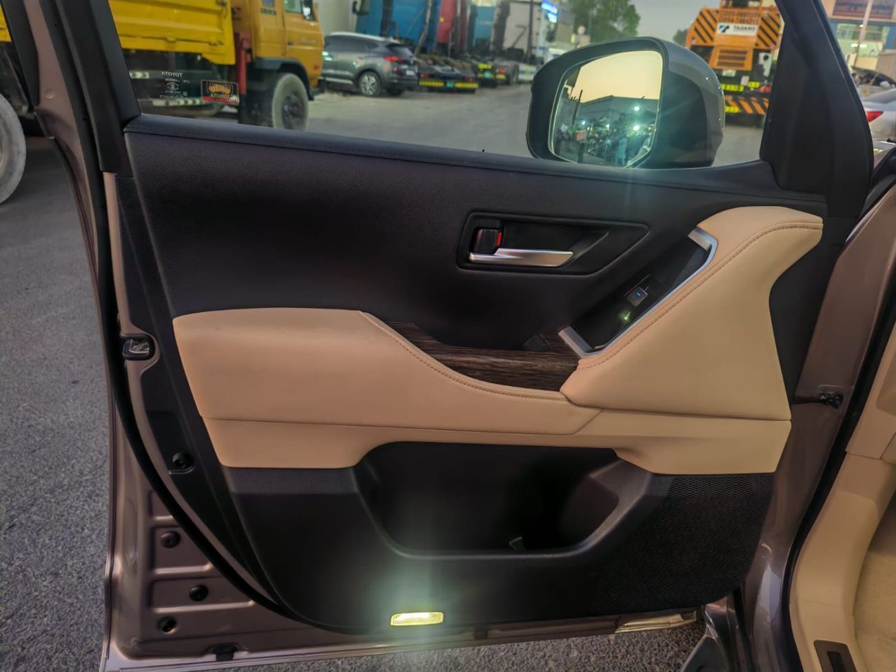 تويوتا لاند كروزر