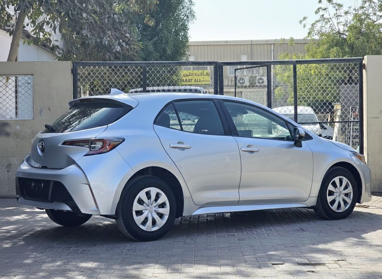 Toyota Corolla SE 2.0L Hatchback