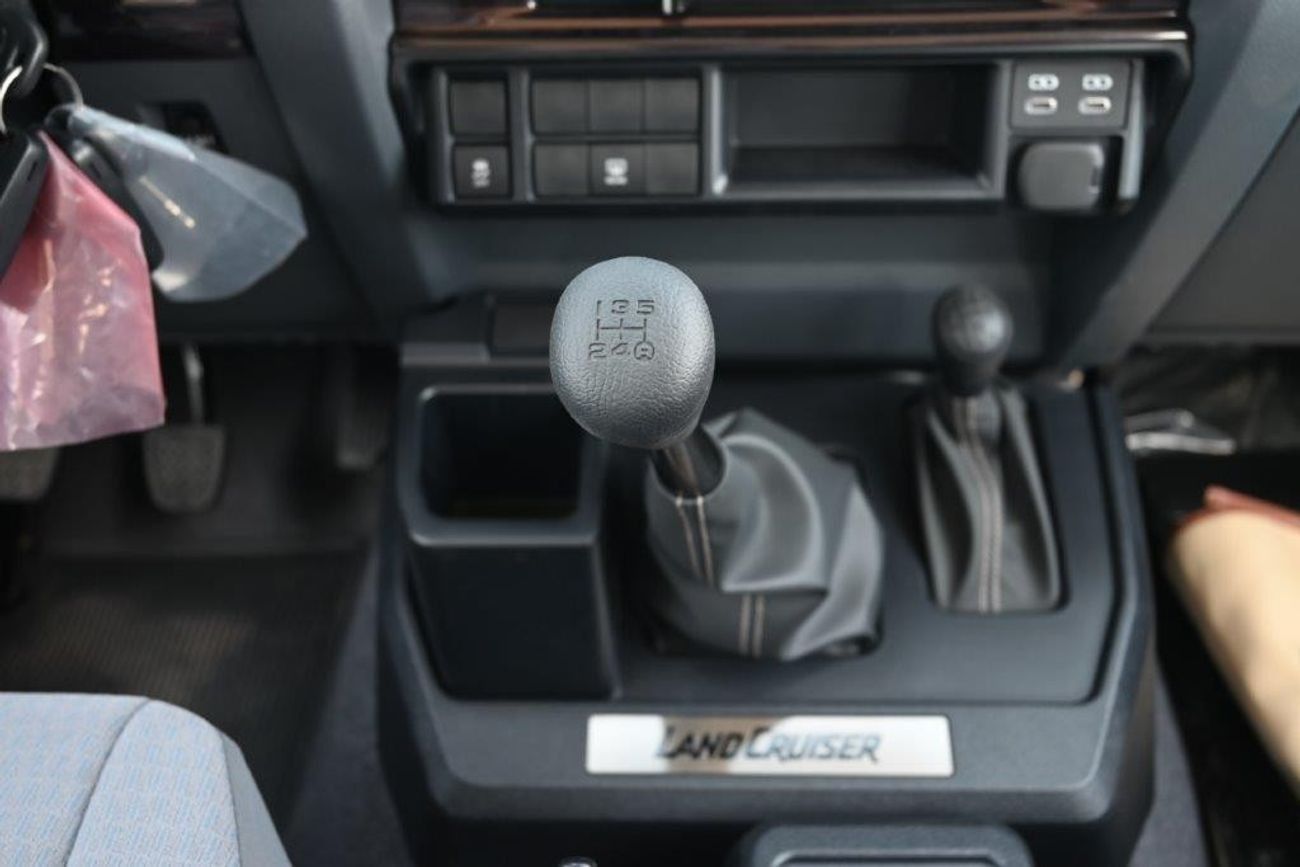 Toyota Land Cruiser 70 2025 MODEL TOYOTA LAND CRUISER 76 HARDTOP LX-G1 2.8L TURBO DIESEL 5 SEAT MANUAL TRANSMISSION