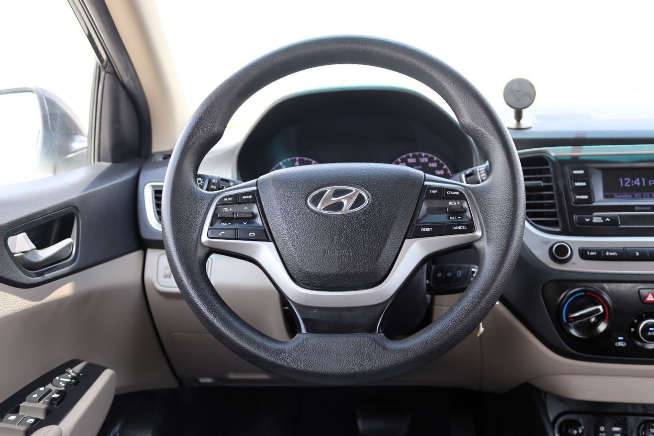 هيونداي أكسنت Base 1.6L (138 HP)