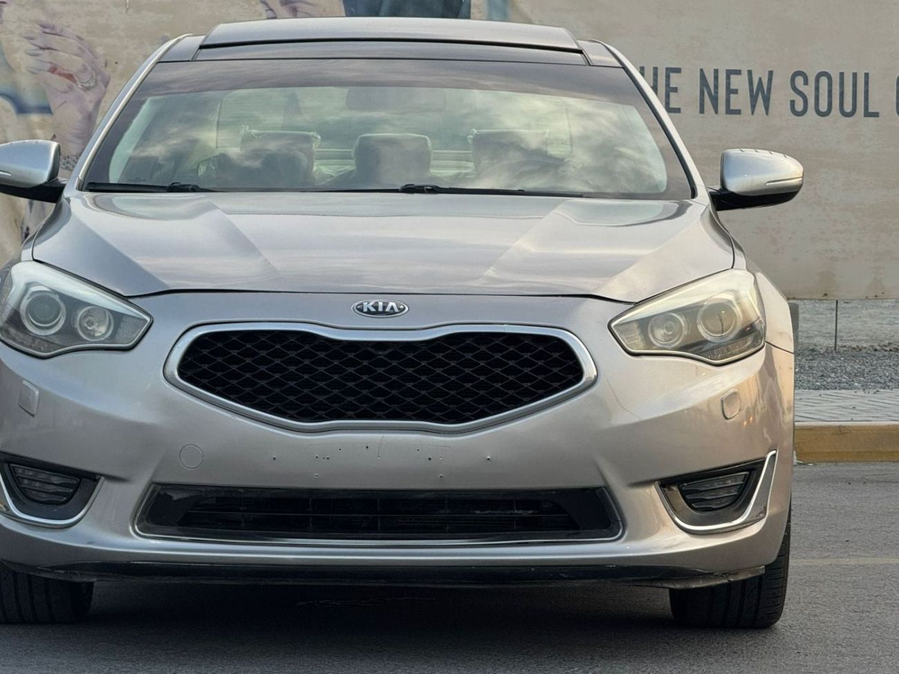 Kia Cadenza LX 3.3L