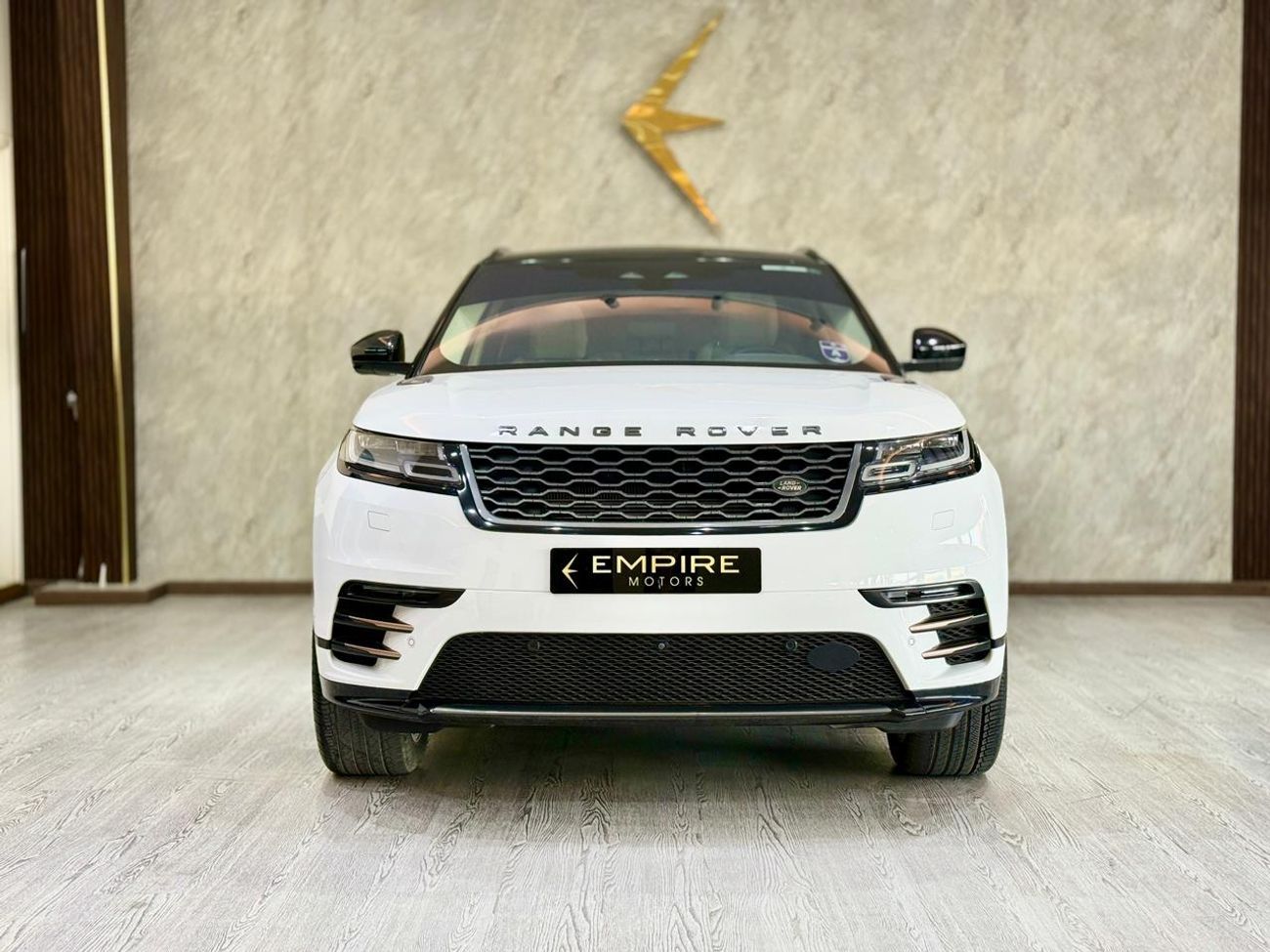 لاند روفر رينج روفر فيلار P300 R-Dynamic SE 2.0L