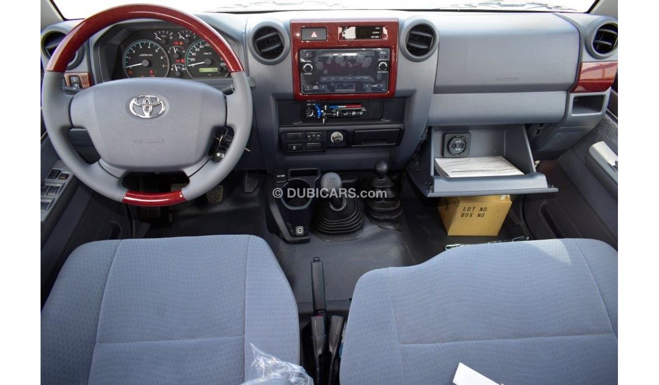Toyota Land Cruiser Pick Up double cabin Petrol 2019