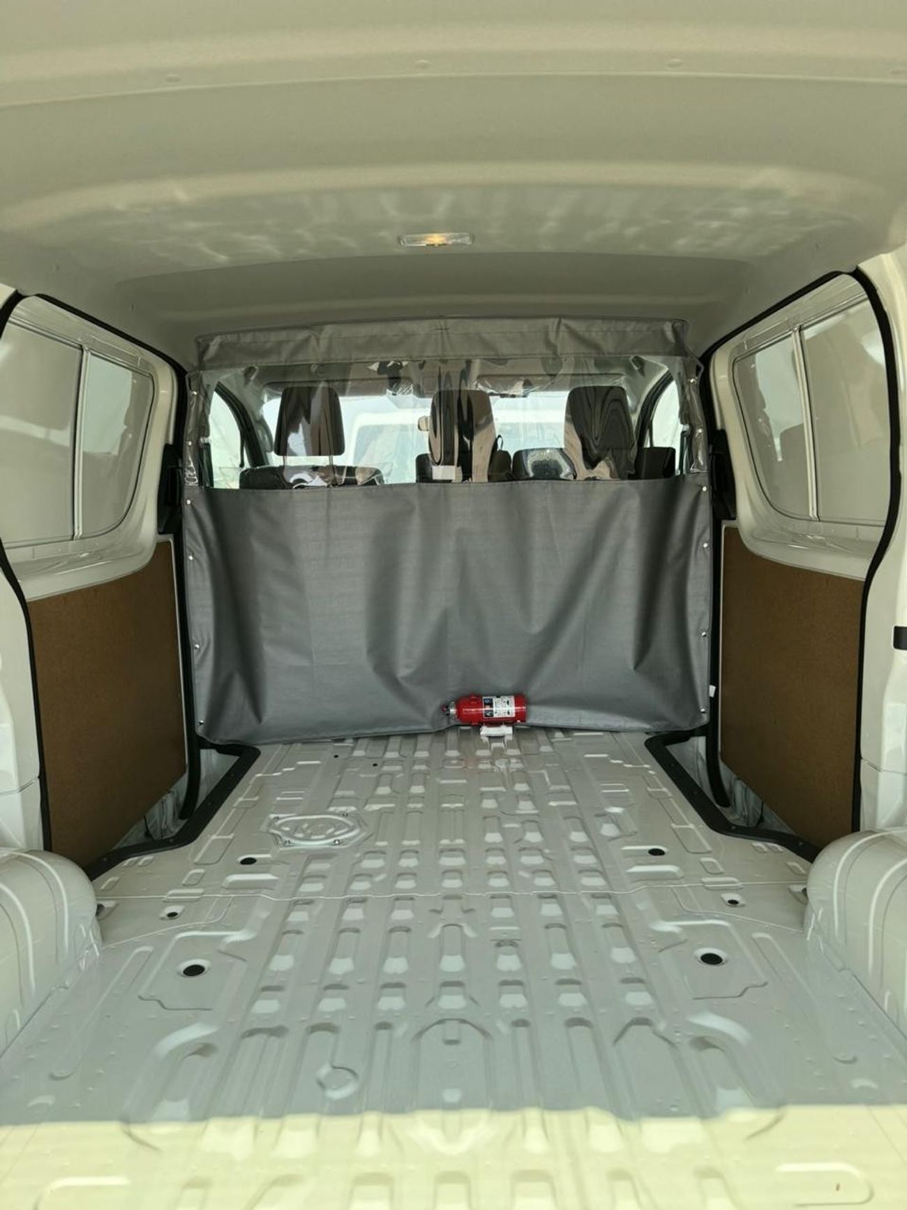 تويوتا هاياس 3.5L CARGO STANDARD ROOF MANUAL TRANSMISSION