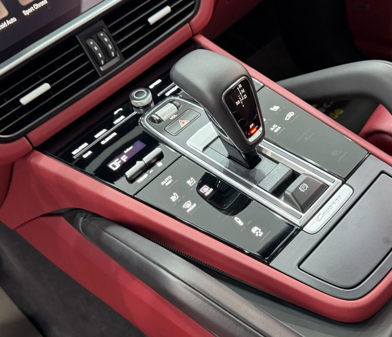 بورش كايان 2023 Porsche Cayenne, 06/2026 Agency Warranty, Full Service History, GCC