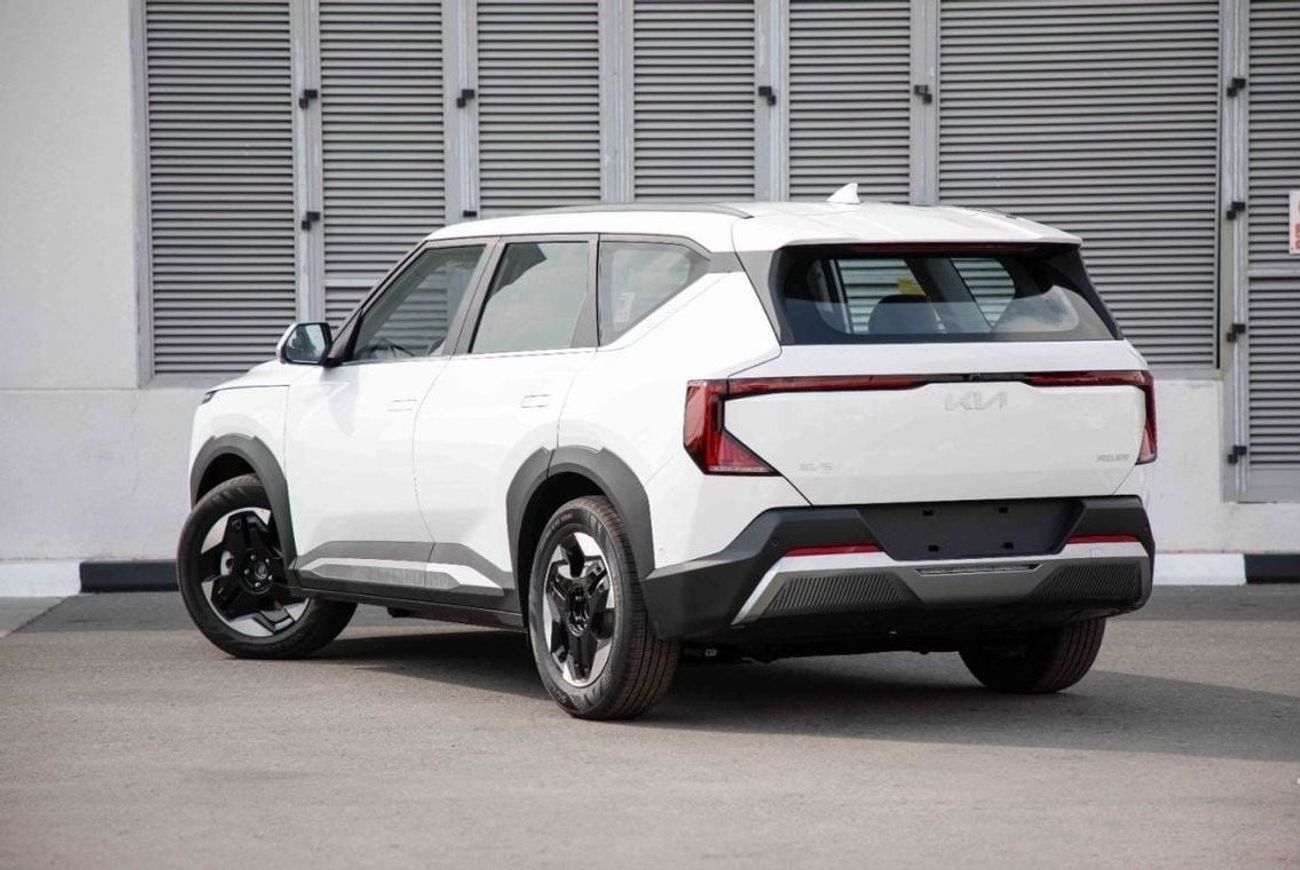 Kia EV5 2024 KIA EV5 AIR 530 - White inside Grey | Export Only