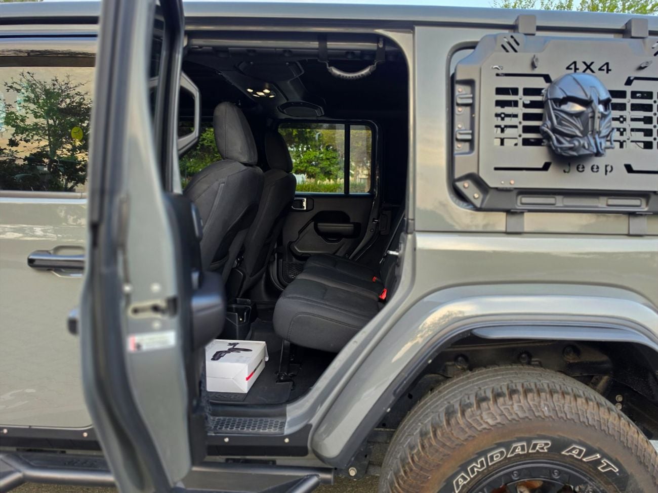 Jeep Wrangler Unlimited SPORT