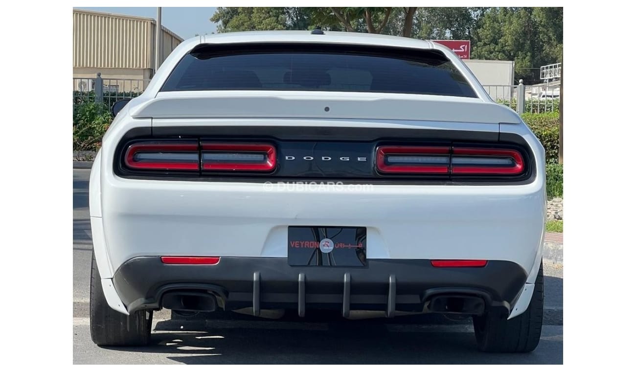 Dodge Challenger R/T DODGE CHALLENGER RT 2018 IN PERFECT CONDITION