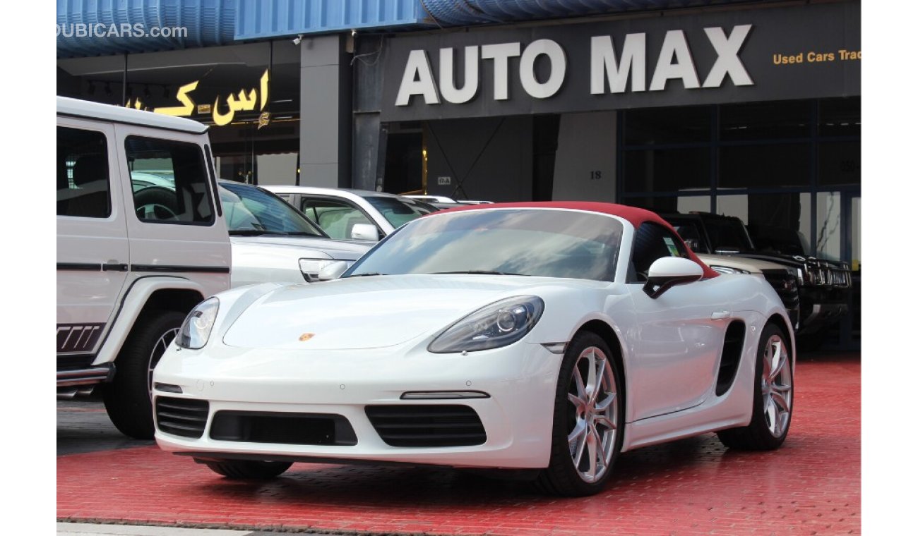 بورش بوكستر 718 (2022) V4 2.0L CONVERTIBLE, GCC, UNDER WARRANTY FROM LOCAL DEALER