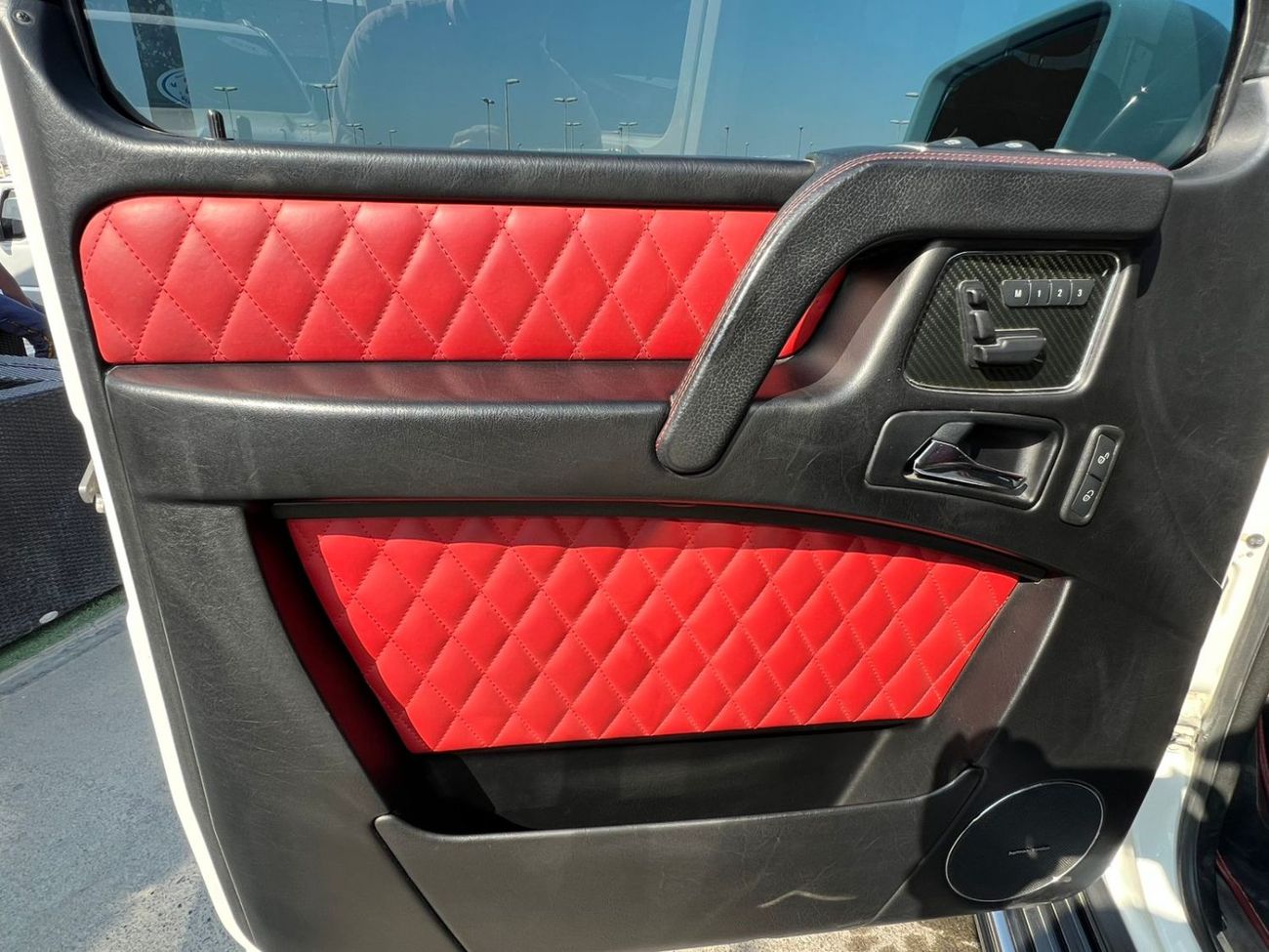 Mercedes-Benz G 63 AMG MERCEDES-BENZ G 63 AMG BITURBO V8 2017 Std 5.5L/V8