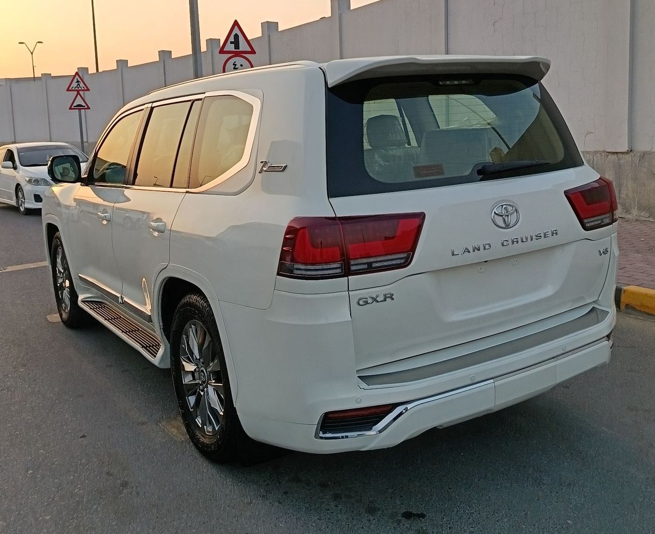 تويوتا لاند كروزر