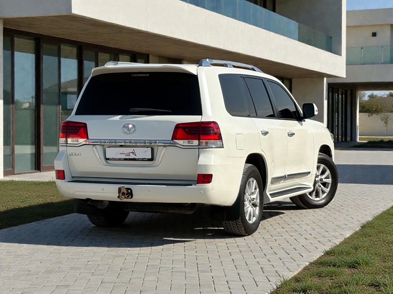 تويوتا لاند كروزر GXR 4.0L (271 HP) 4WD