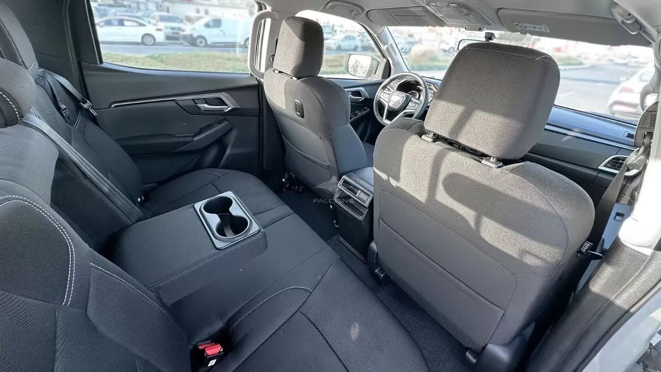 Isuzu D-MAX STD ⦁	ISUZU D-Max 1.9 Ddi DC 4x4 PWR A/W LS High Specs AT 2025 • Diesel • Automatic
