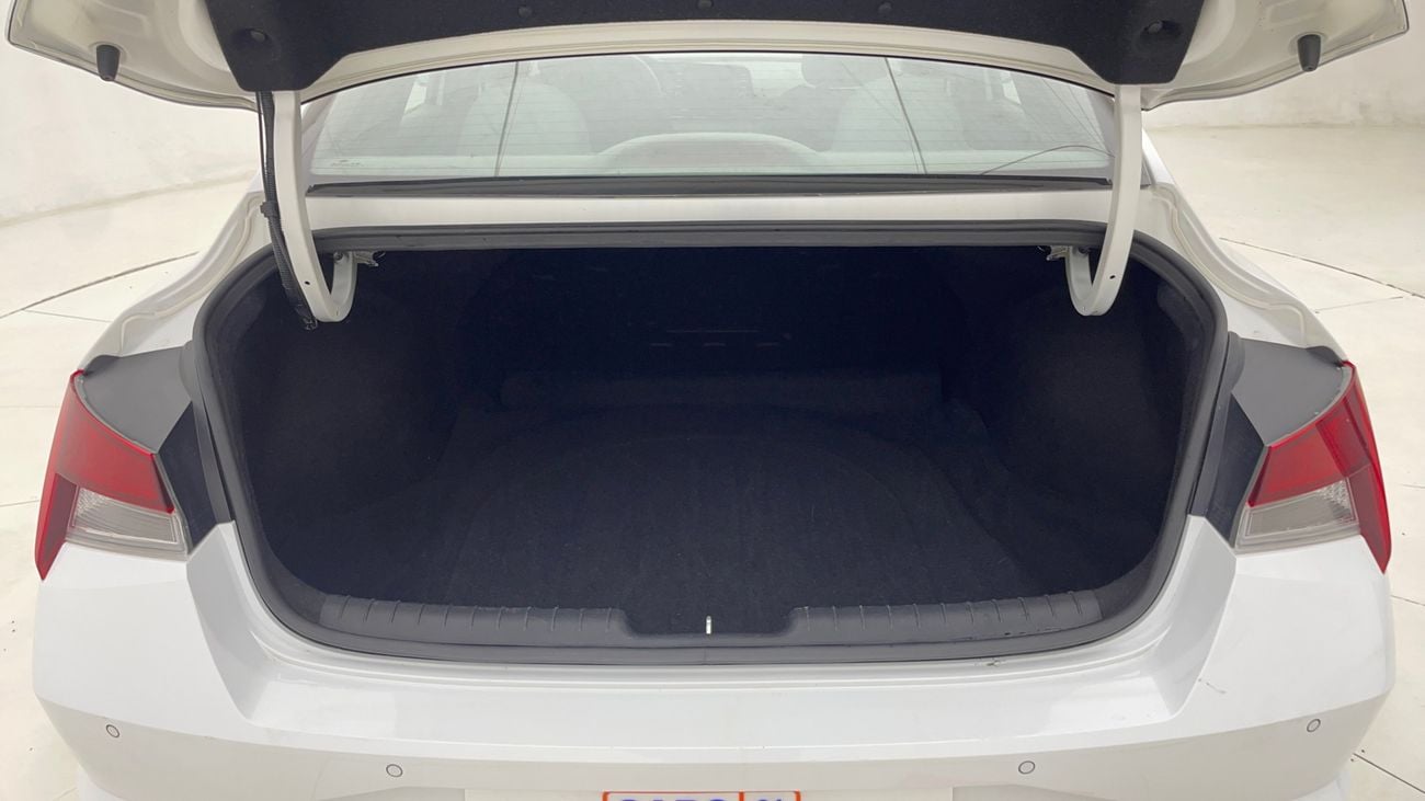 هيونداي إلانترا SMART 1.6 | بدون دفعة مقدمة | اختبار القيادة في المنزل