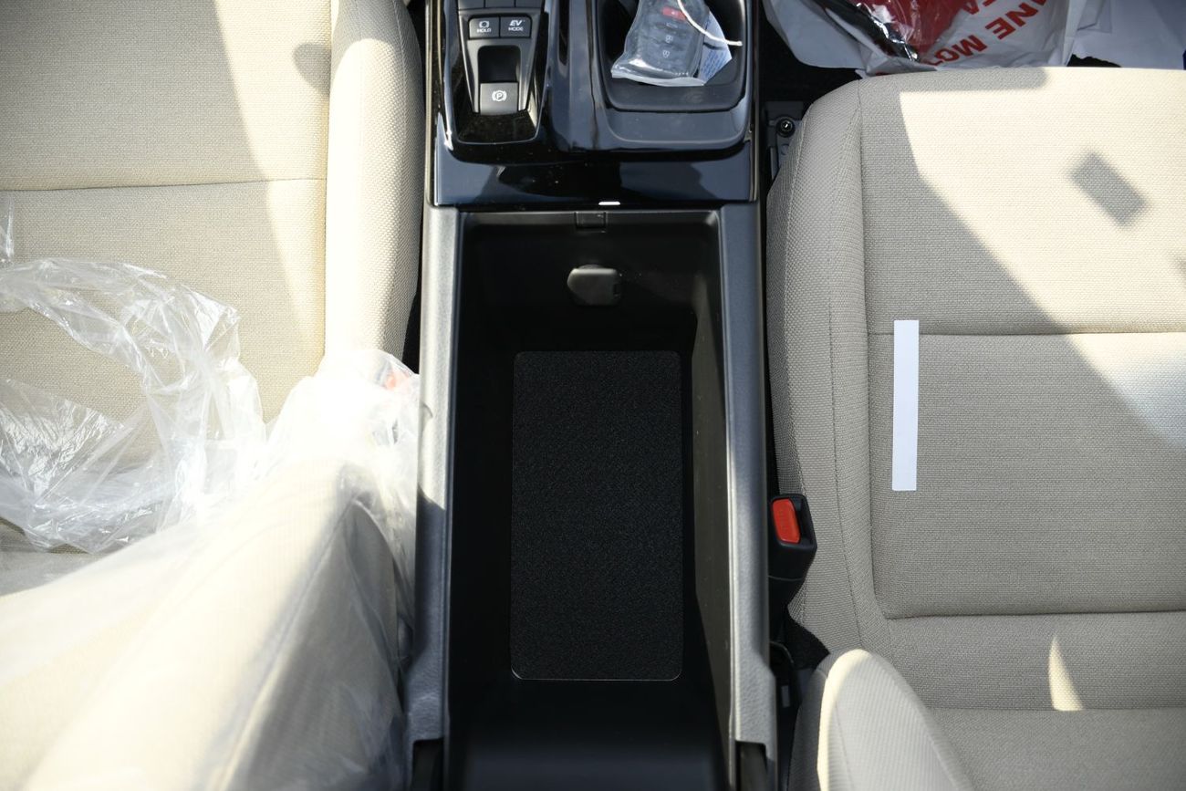 تويوتا كامري 2025 Toyota Camry 2.5L HEV LE (Saudi Spec) GCC