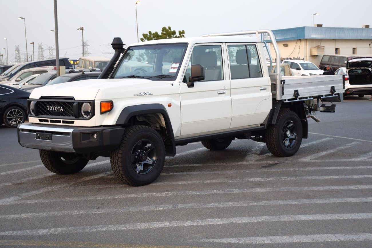 Toyota Land Cruiser Pick Up 4x4 Diesel 2.8L (Right hand)