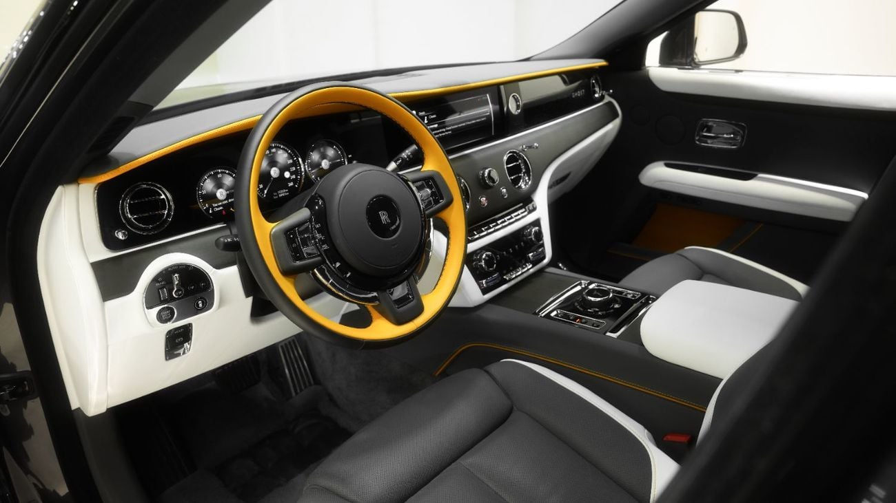 رولز رويس جوست 2024 | SPECIAL ORDER | BESPOKE TRI-TONE INTERIOR | FULL OPTION | LOW MILEAGE | PERFECT CONDITION