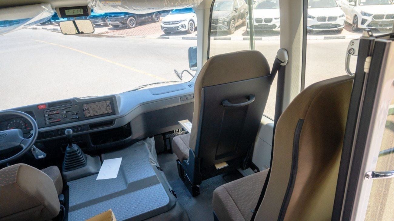Toyota Coaster 2.7L (23-Seater)
