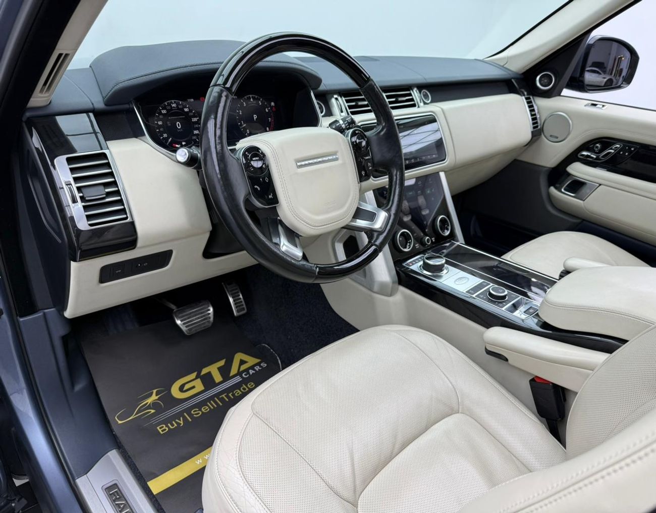 Land Rover Range Rover Supercharged 5.0L 2018 Range Rover Vogue SE Supercharged, Full Range Rover Service History, Excellen