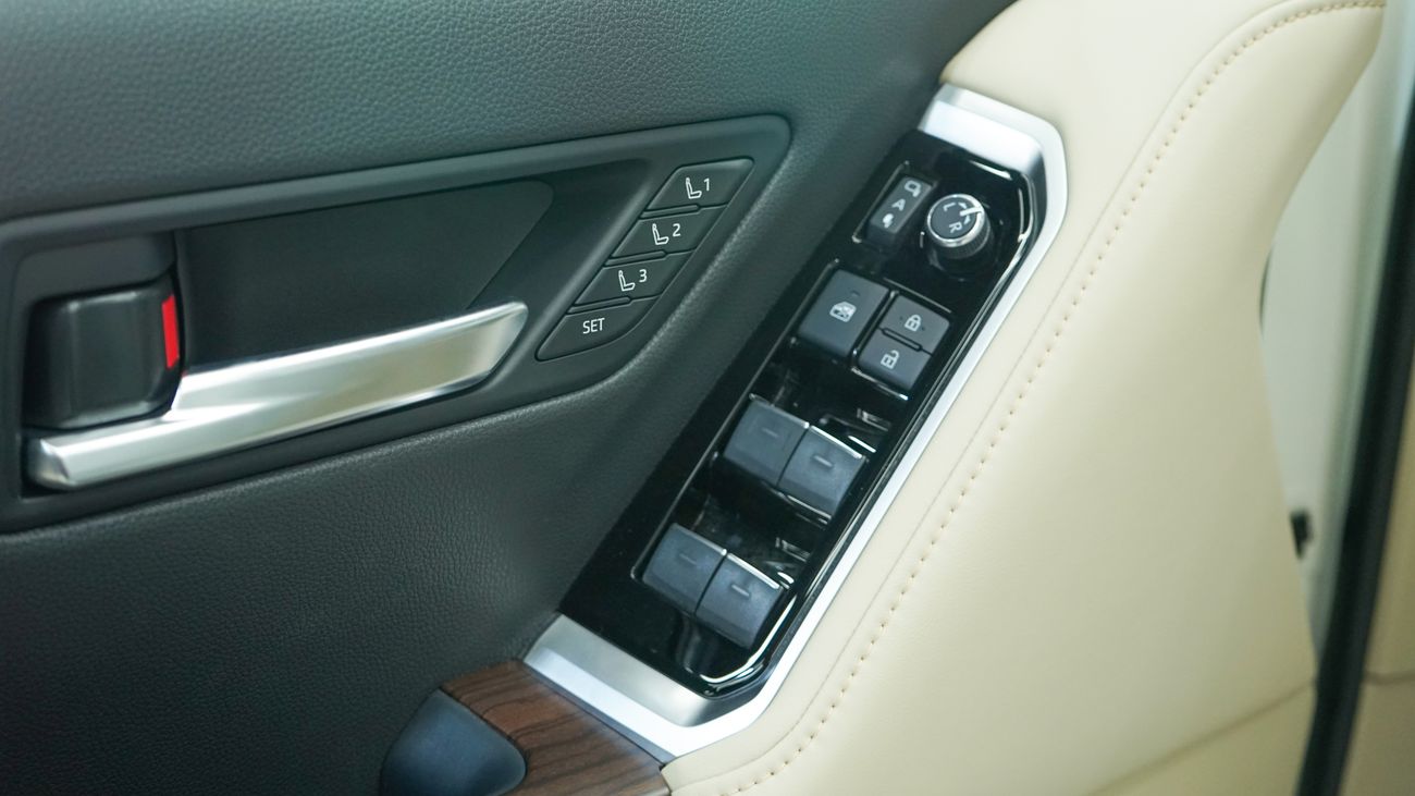 تويوتا لاند كروزر