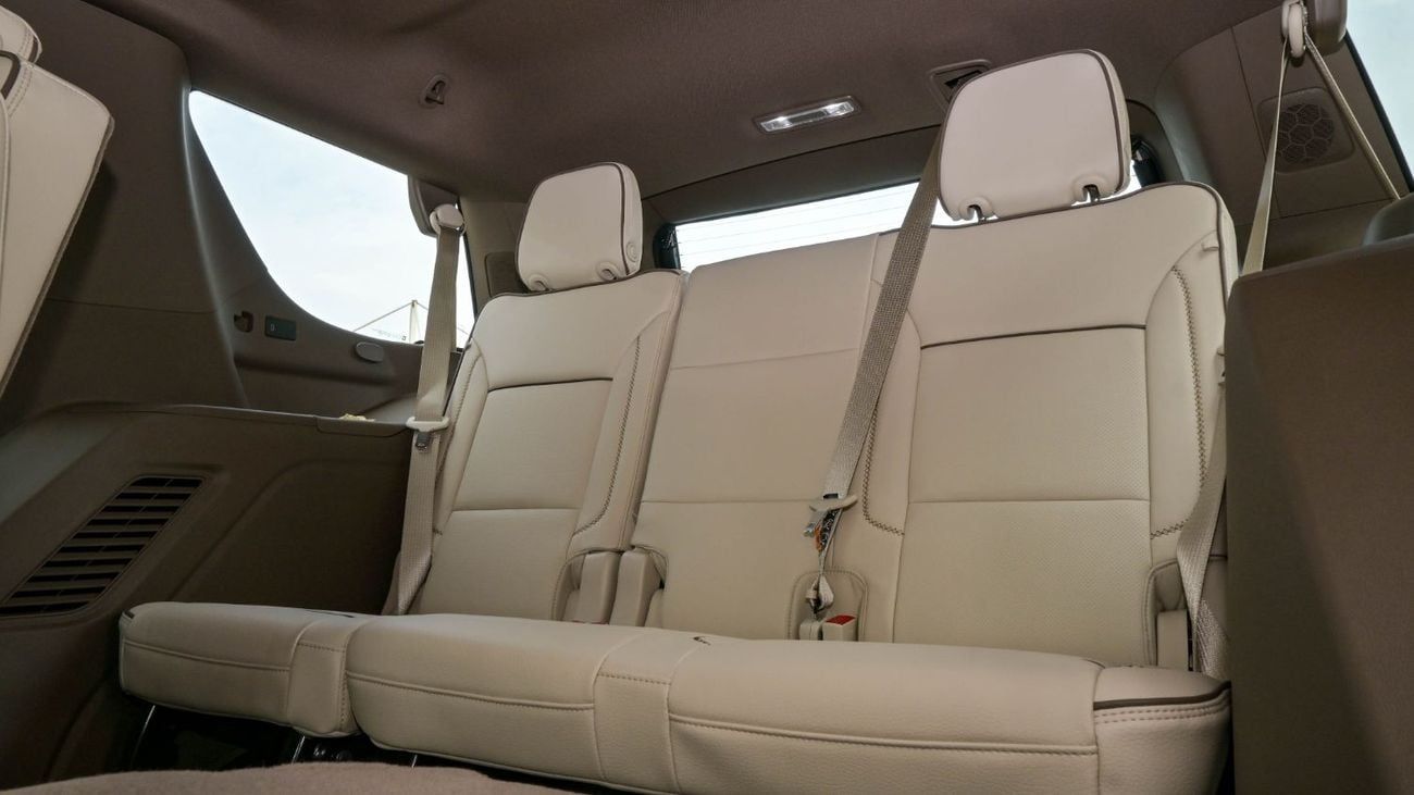 GMC Yukon 6.2 V8 Denali (AWD) GMC Yukon Denali AWD 6.2L V8 - 2025 Brand New (Export)