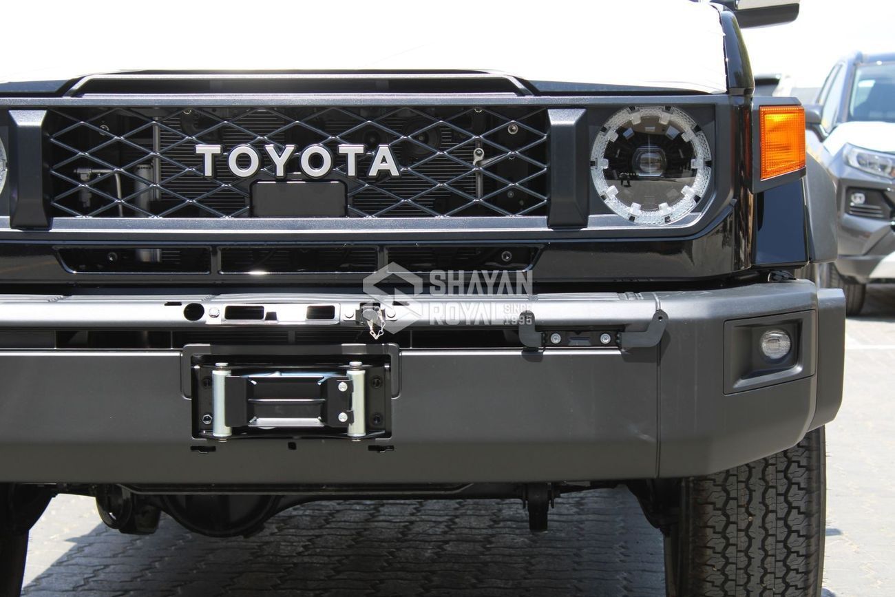 Toyota Land Cruiser 70 LC76 LX LHD LC76 2.8L T-DSL LX-Z 4WD AT WITH AIR COMPRESSOR 2025MY