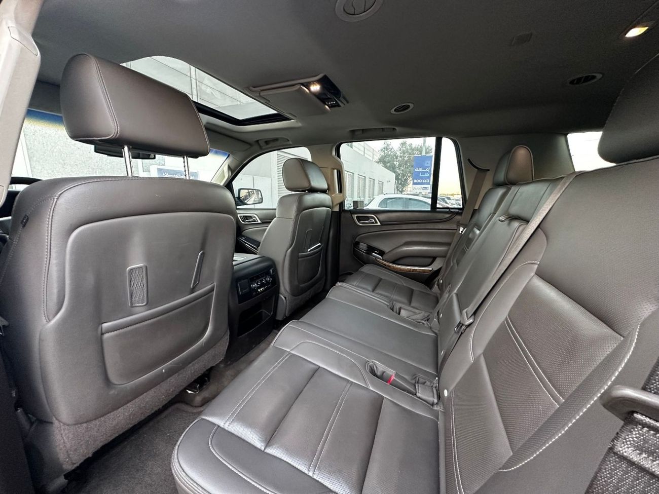 GMC Yukon Denali 6.2L (8 Seater)